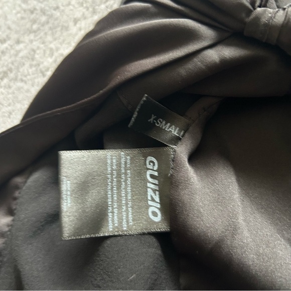 Guizio Long Sleeve Open Front Bow Top in Black - Picture 5 of 6